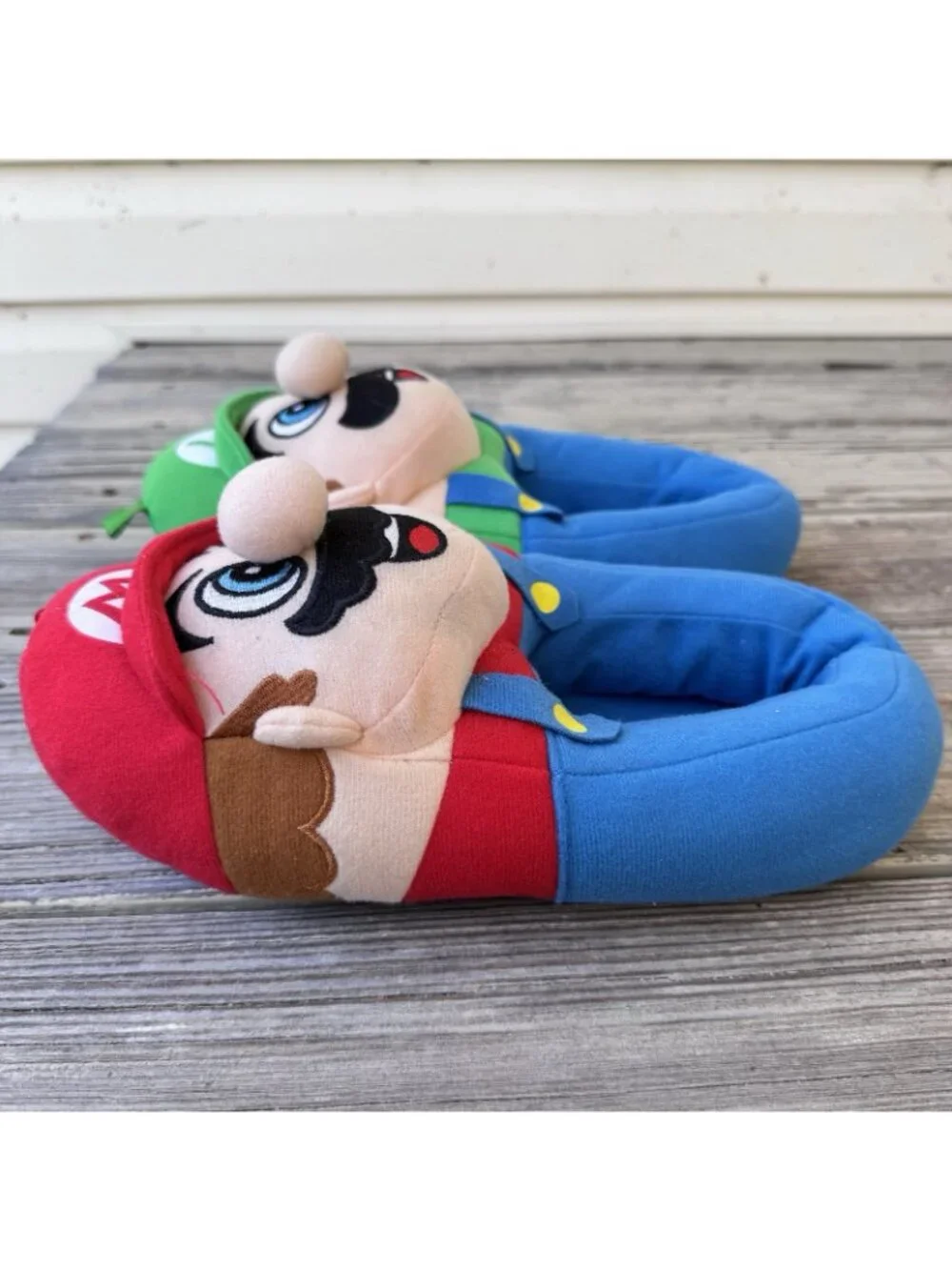 Nintendo Super Mario Bros 3D Plush Bedroom Slippers Boys Girls Kids Youth XL 4 5